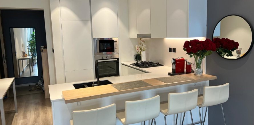 Apartment in BEVERLY RESIDENCE in Jumeirah Village Circle, Dubai, UAE 1 bedroom, 71 sq.m. № 696444