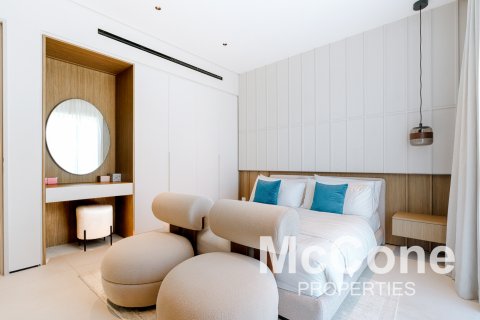 Villa in Meadows, Dubai, UAE 4 bedrooms, 538.84 sq.m. № 587462 - photo 22