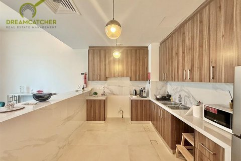 Зняти в оренду віллу в Mina Al Arab, Рас-эль-Хайма, ОАЕ 3 спальні, 290.6м2, № 588583 - фото 3
