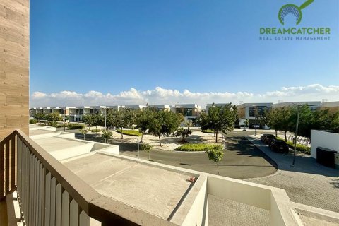 Зняти в оренду віллу в Mina Al Arab, Рас-эль-Хайма, ОАЕ 3 спальні, 290.6м2, № 588583 - фото 26
