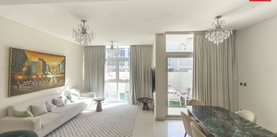 Willa w Dubai, ZEA 3 sypialnie, 151.9 mkw. nr 691341