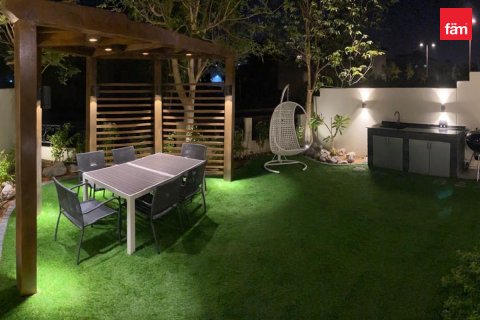Radhus uthyres i Al Furjan, Dubai, UAE 3 sovrum, 224 kvm Nr. 691336 - fotografi 2