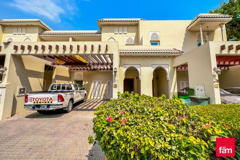 Řadový dům v Al Furjan, Dubai, SAE 3 ložnice, 224 m² Č.: 691336
