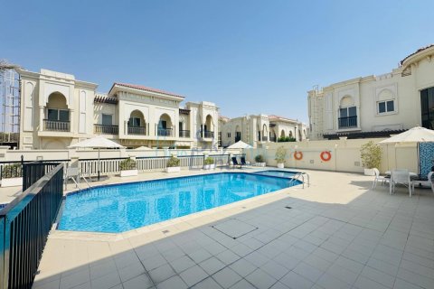 阿联酋 Dubai Umm Suqeim 待租 : 5 卧, 371.6 平方米 , 编号628656 - 照片 2