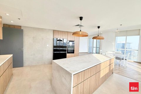 Huoneisto Dubai, Arabiemiraatit 3 makuuhuonetta, 222.7 m2 № 652331 - kuva 2