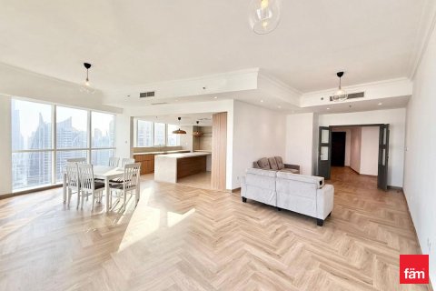 Apartment in Dubai, UAE 3 bedrooms, 222.7 sq.m. № 652331