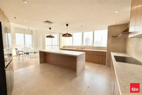 Huoneisto Dubai, Arabiemiraatit 3 makuuhuonetta, 222.7 m2 № 652331 - kuva 16