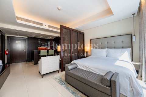 Apartment in Downtown Dubai (Downtown Burj Dubai), UAE 1 room, 48.21944409 sq.m. № 596616 - photo 12