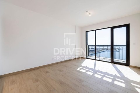 Apartament de închiriat în Jumeirah, Dubai, EAU 2 dormitoare, 121.33 mp.  №754217 - poză 2