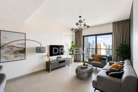 Apartmen di Mohammed Bin Rashid City, Dubai, UAE 1 bilik tidur, 84.73 meter persegi № 754216 - foto 1