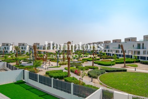 Villa para arrendamento em Arabian Ranches 3, Dubai, EAU 4 quartos, 428.59962923 m2 № 690532 - foto 5