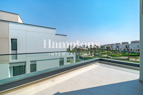 Villa para arrendamento em Arabian Ranches 3, Dubai, EAU 4 quartos, 428.59962923 m2 № 690532 - foto 15