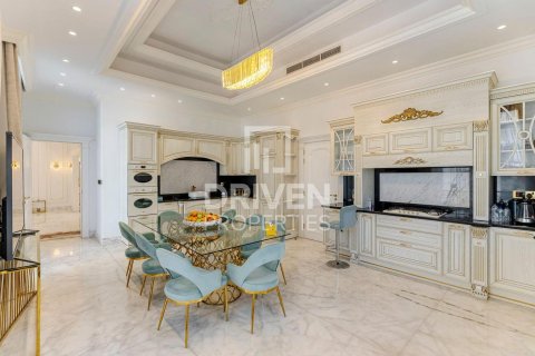 Vila v Jumeirah, Dubai, SAE 7 ložnice, 683 m² Č.: 690504 - fotografie 18