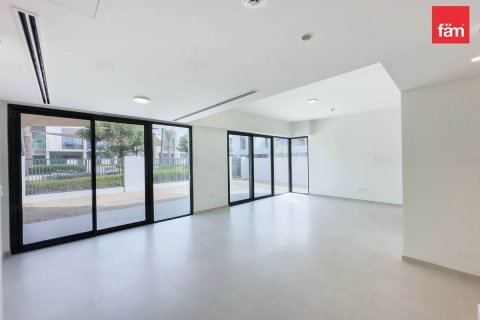 Kaupunkipientalo Dubai, Arabiemiraatit 3 makuuhuonetta, 173 m2 № 646927 - kuva 1