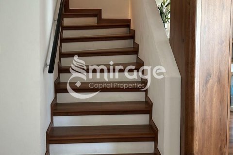 Stadthaus zum Verkauf in Al Reef, Abu Dhabi, VAE 5 Schlafzimmer, 273.4 m2 Nr. 571792 - Foto 4