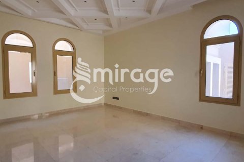 Villa sa Al Raha Golf Gardens, Abu Dhabi, UAE 4 silid-tulugan, 536.9 sq.m. № 571793 - larawan 8