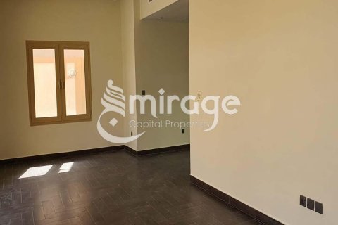Villa sa Al Raha Golf Gardens, Abu Dhabi, UAE 4 silid-tulugan, 536.9 sq.m. № 571793 - larawan 9