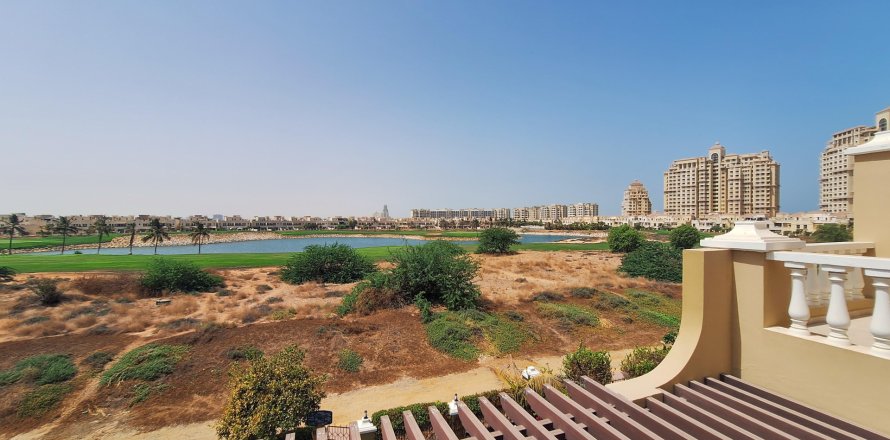 Māja Al Hamra Village, Ras Al Khaimahjā, AAE 3 istabas, 263 m2 Nr. 656430