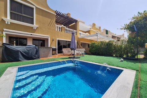 Māja Al Hamra Village, Ras Al Khaimahjā, AAE 3 istabas, 263 m2 Nr. 656430 - attēls 3