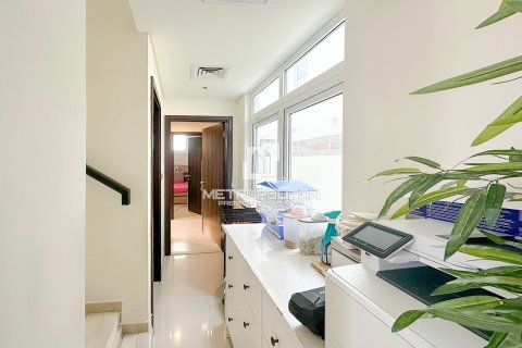 Villa in DAMAC Hills (Akoya by DAMAC), Dubai, UAE 3 bedrooms, 161 sq.m. № 592520 - photo 10