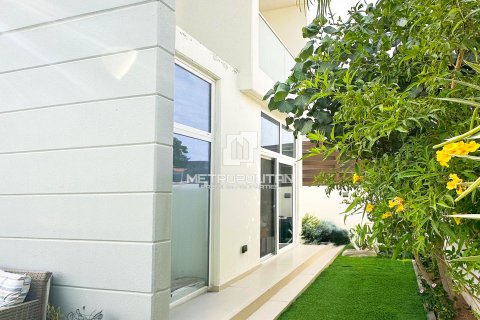 Villa in DAMAC Hills (Akoya by DAMAC), Dubai, UAE 3 bedrooms, 161 sq.m. № 592520 - photo 9
