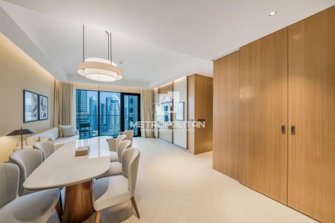 Apartment in Downtown Dubai (Downtown Burj Dubai), Dubai, UAE 3 bedrooms, 146 sq.m. № 592521 - photo 6