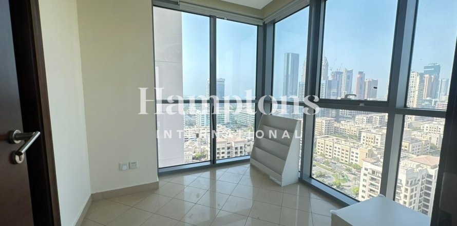 Apartment in The Views, Dubai, UAE 1 bedroom, 104.79 sq.m. № 760866