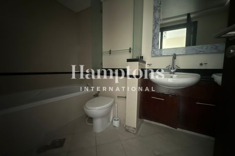 Apartment in The Views, Dubai, UAE 1 bedroom, 104.78993885 sq.m. № 760866 - photo 2