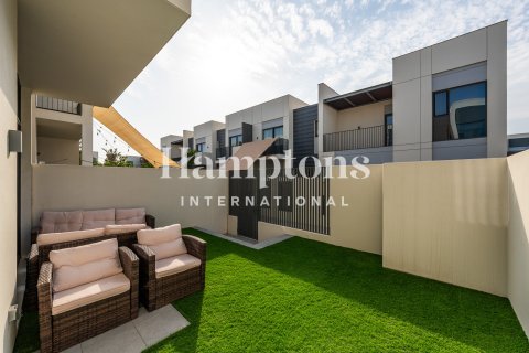 Снять в аренду таунхаус в Arabian Ranches 3, Дубай, ОАЭ 3 спальни, 128.39194600м2, № 760867 - фото 3