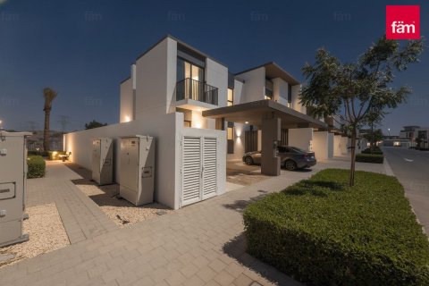 ویلا در Dubai ، امارات متحده عربی 4 خوابه ، 249.2 متر مربع.  شماره 718940