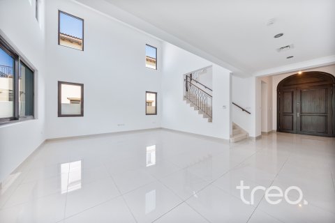 וילה להשכרה ב Arabian Ranches 2, Dubai, איחוד האמירויות 4 חדרי שינה, 640.01 מ"ר, מספר 761390 - תמונה 3