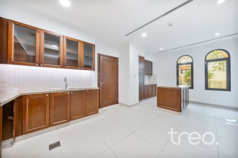 וילה להשכרה ב Arabian Ranches 2, Dubai, איחוד האמירויות 4 חדרי שינה, 640.01 מ"ר, מספר 761390 - תמונה 7