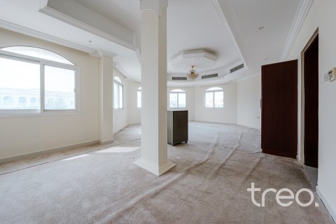 Villa Dubaijā, AAE 4 istabas, 939.53 m2 Nr. 761394 - attēls 14