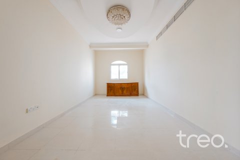 Villa Dubaijā, AAE 4 istabas, 939.53 m2 Nr. 761394 - attēls 12