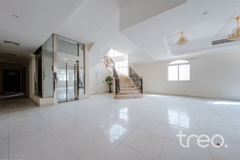 Villa Dubaijā, AAE 4 istabas, 939.53 m2 Nr. 761394 - attēls 2