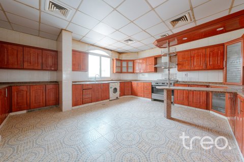 Villa Dubaijā, AAE 4 istabas, 939.53 m2 Nr. 761394 - attēls 6