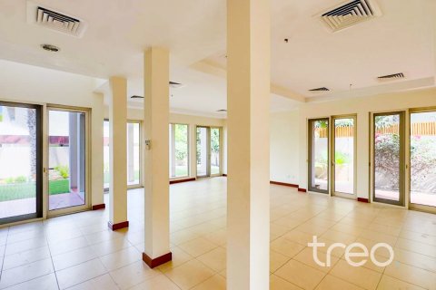 וילה להשכרה ב Arabian Ranches, Dubai, איחוד האמירויות  3 חדרי שינה, 342.53 מ"ר, מספר 761392 - תמונה 6