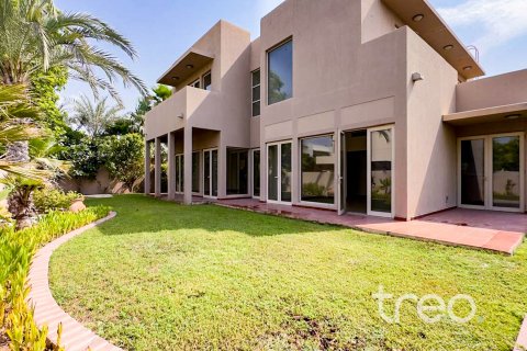 וילה ב Arabian Ranches, Dubai, איחוד האמירויות 3 חדרי שינה, 342.53 מ