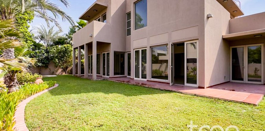 וילה ב Arabian Ranches, Dubai, איחוד האמירויות 3 חדרי שינה, 342.53 מ"ר מספר 761392