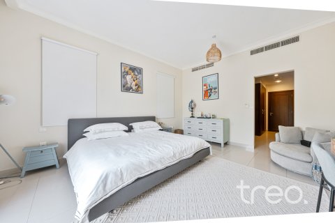 Vilë në Arabian Ranches 2, Dubai, Emiratet e Bashkuara Arabe 4 dhoma gjumi, 404.5 m2. № 761391 - Foto 12