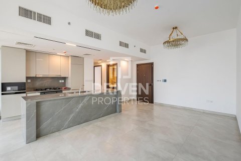 דירה להשכרה ב Business Bay, Dubai, איחוד האמירויות 2 חדרי שינה, 145.39 מ"ר, מספר 746054 - תמונה 2
