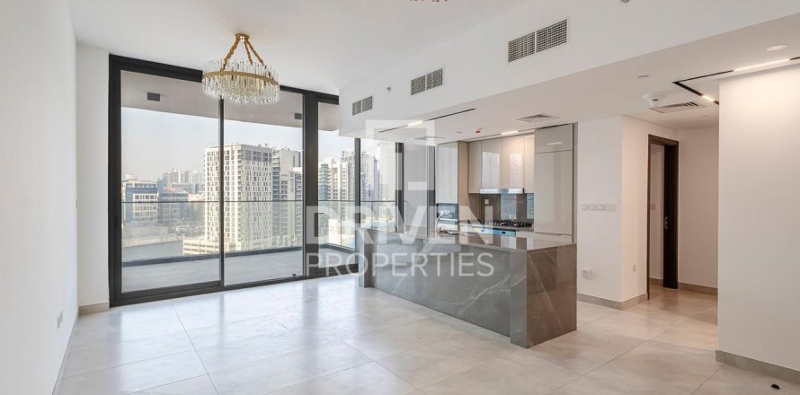 דירה ב Business Bay, Dubai, איחוד האמירויות 2 חדרי שינה, 145.39 מ"ר מספר 746054