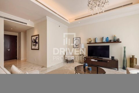 Huoneisto Downtown Dubai (Downtown Burj Dubai), Dubai, Arabiemiraatit 3 makuuhuonetta, 203 m2 № 684378 - kuva 2