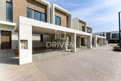 Townhouse in The Valley, Dubai, UAE 3 bedrooms, 176 sq.m. № 684026 - photo 22
