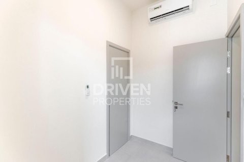 Townhouse in The Valley, Dubai, UAE 3 bedrooms, 176 sq.m. № 684026 - photo 6