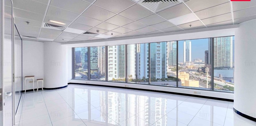 دفتر در Business Bay، Dubai ، امارات متحده عربی 70.4 متر مربع.  شماره 652283