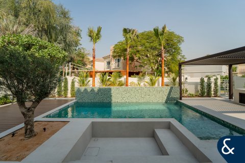 Vila u gradu Dubai Sports City, Dubai, UAE 5 spavaće sobe, 446 m2 Br. 684883 - Slika 17