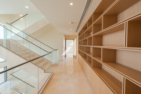 Villa in Dubai Hills Estate, UAE 5 bedrooms, 963.5 sq.m. № 632289 - photo 14