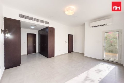 Villa sa Dubai, UAE 5 silid-tulugan, 561.6 sq.m. № 658962 - larawan 18