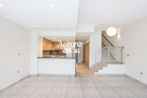 Villa til leje i DAMAC Hills (Akoya by DAMAC), Dubai, UAE 3 soveværelser, 217 kvm № 715271 - foto 2